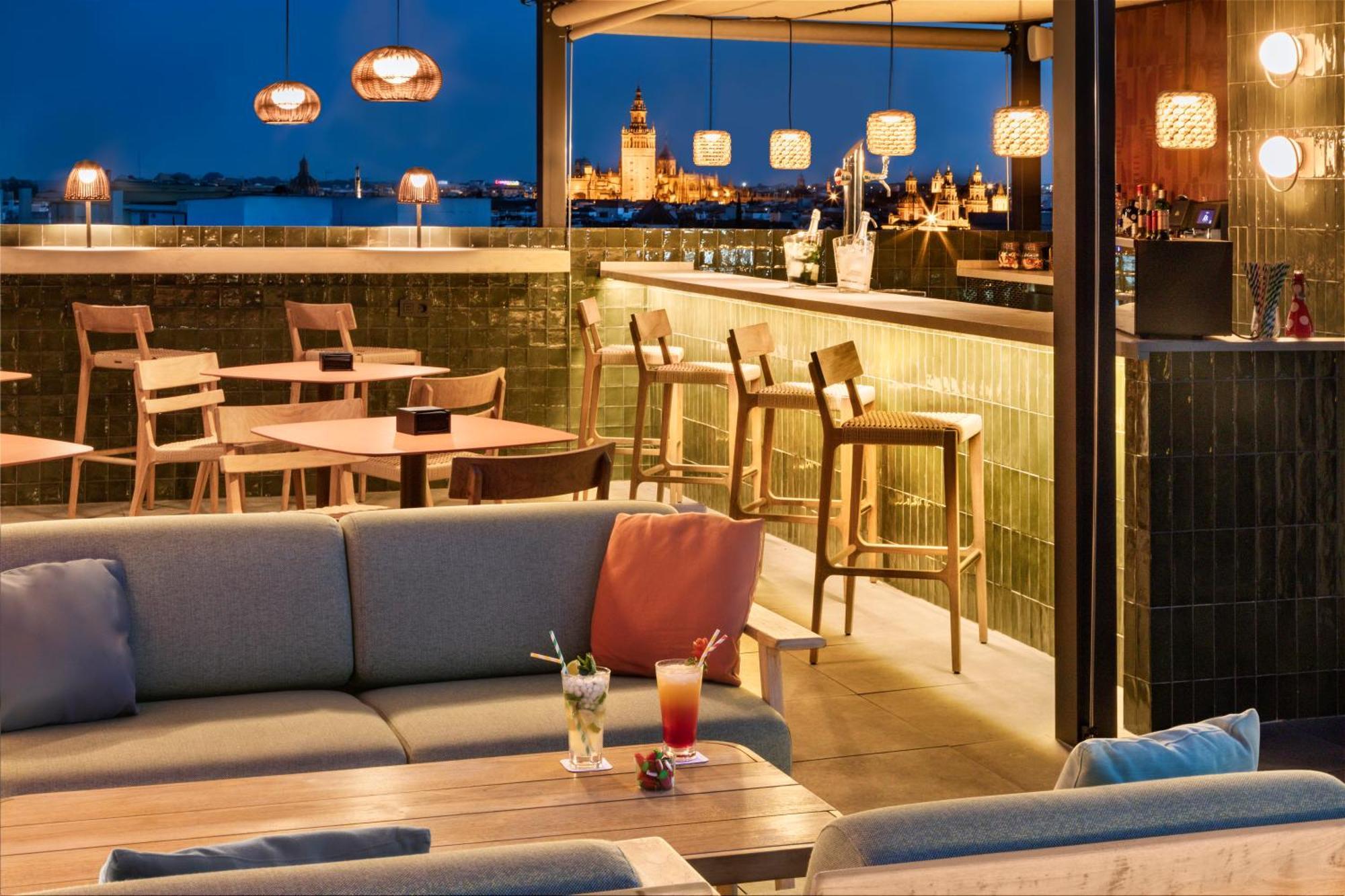 Hotel Catalonia Santa Justa 4*
