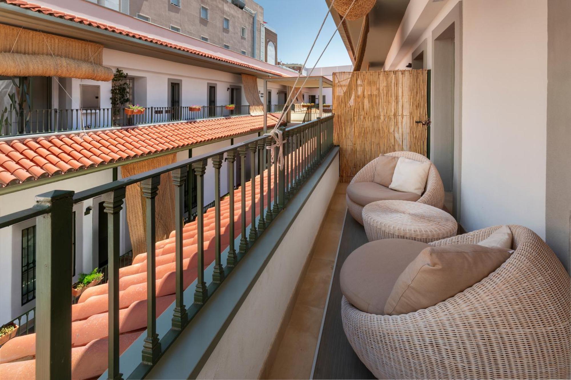 Catalonia Santa Justa 4*